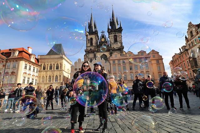 一个人旅行遇见最美的天堂,借一场旅行遇见最美的风景