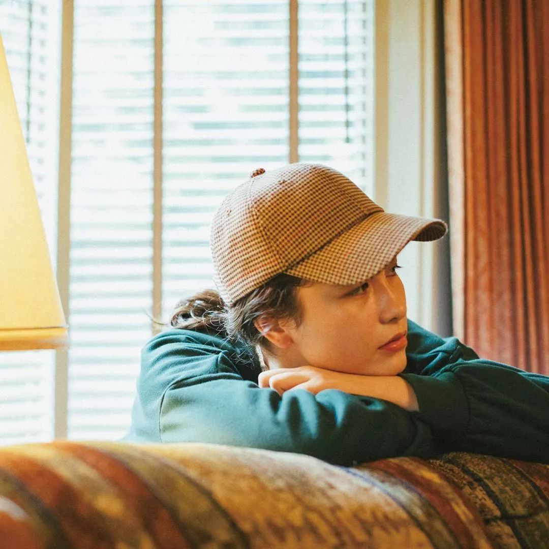 日杂少女改变风格,复古森女文艺优雅穿搭