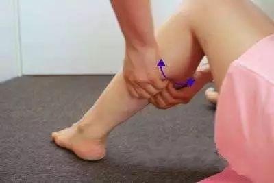 小腿上有湿毒是什么样的表现,小腿是一身阴毒的大本营