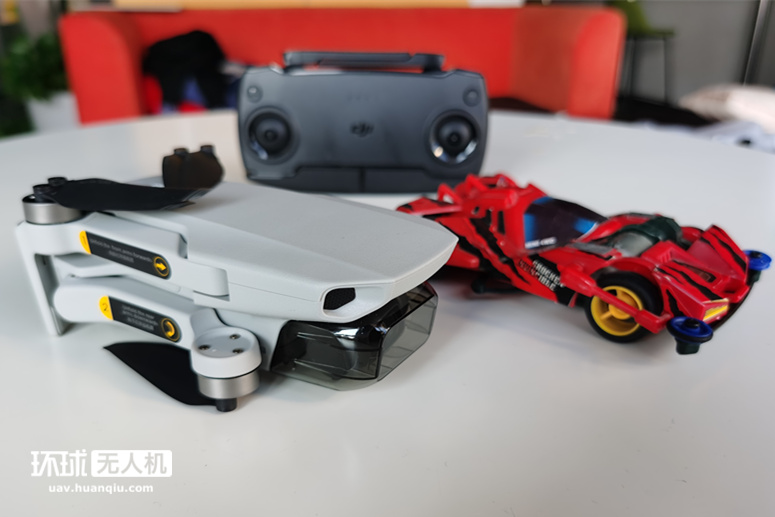萌新女司机总动员：环环们评测大疆MavicMini无人机