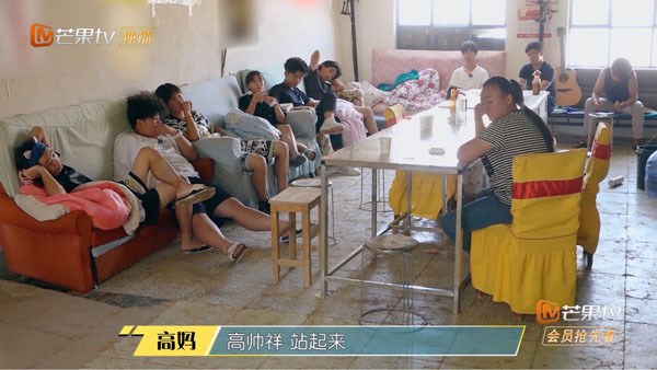 变形计最让孩子失望的一期,变形计劝说导致男孩崩溃