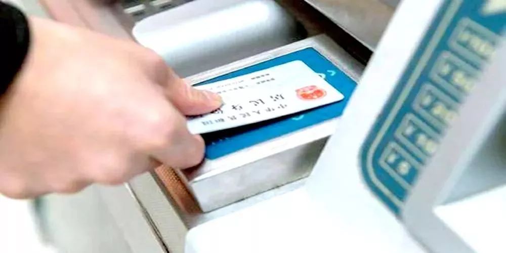 全国坐高铁都不需要取票是吗,现在乘坐高铁还需要取票入站吗