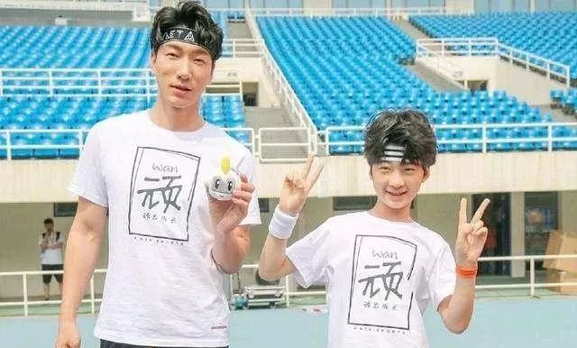 张亮宣布离婚之前的热搜,网曝张亮离婚是真的吗