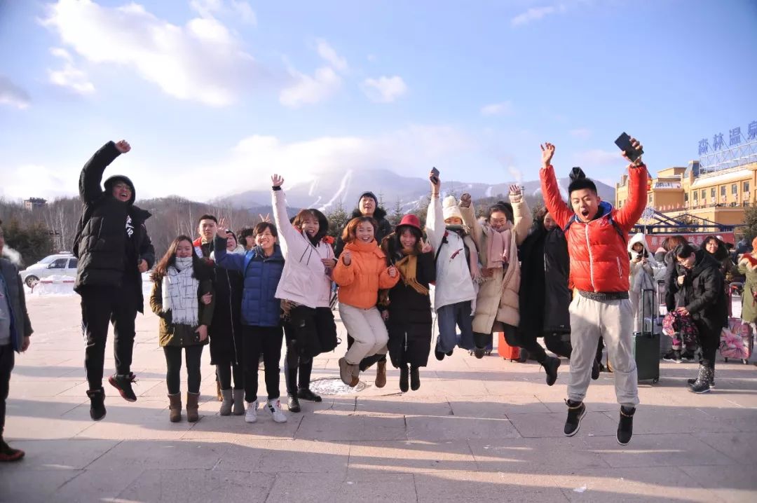 引进国际知名赛事新建国际水准缆车雪道今冬龙江“冰雪季”提档升级入佳境