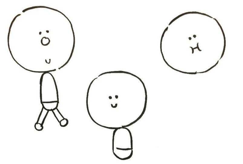 这张图非常火，很多网友留言说：这个星星就不知道把板凳往前挪一挪吗？