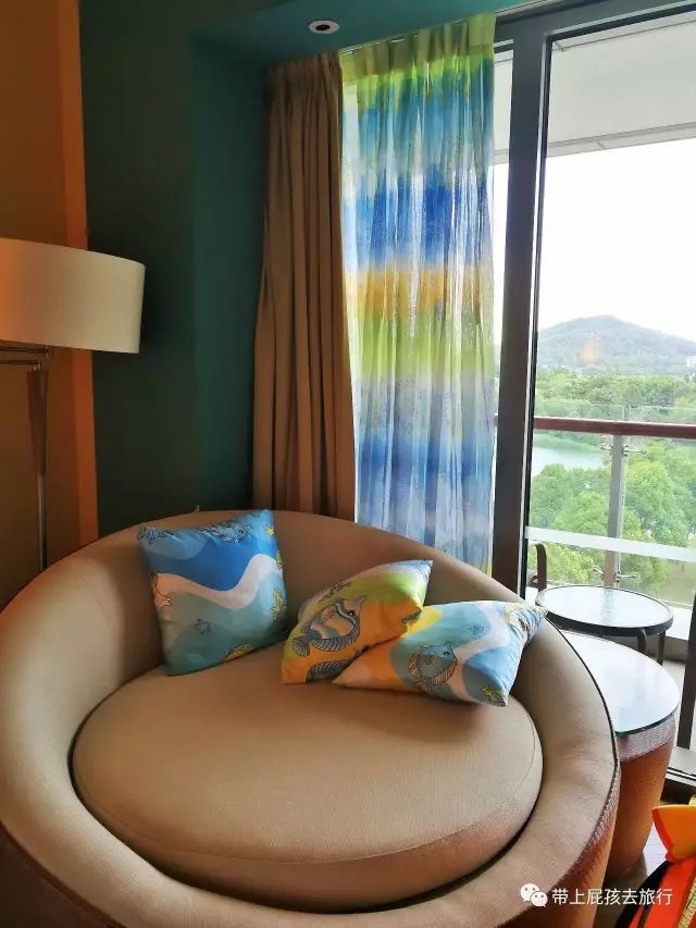 500不到全家住原佘山艾美，居然！周末元旦春节还是不加价