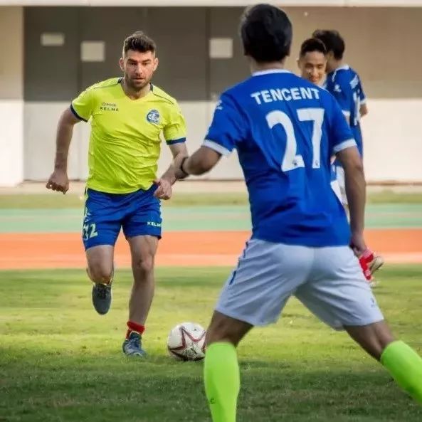 小马哥踢球,小马哥说足球