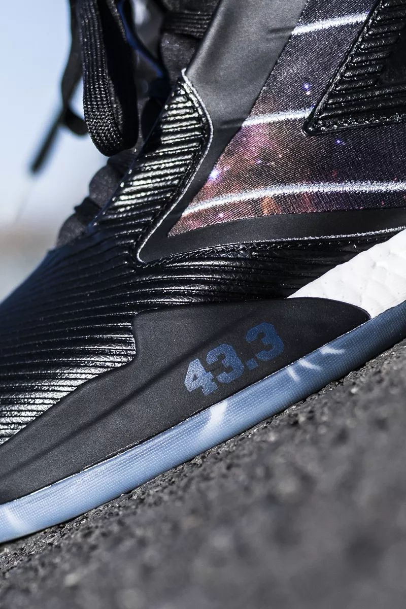 无数人心中的「顶级缓震」！传奇战靴良心升级！别怪我没提醒你