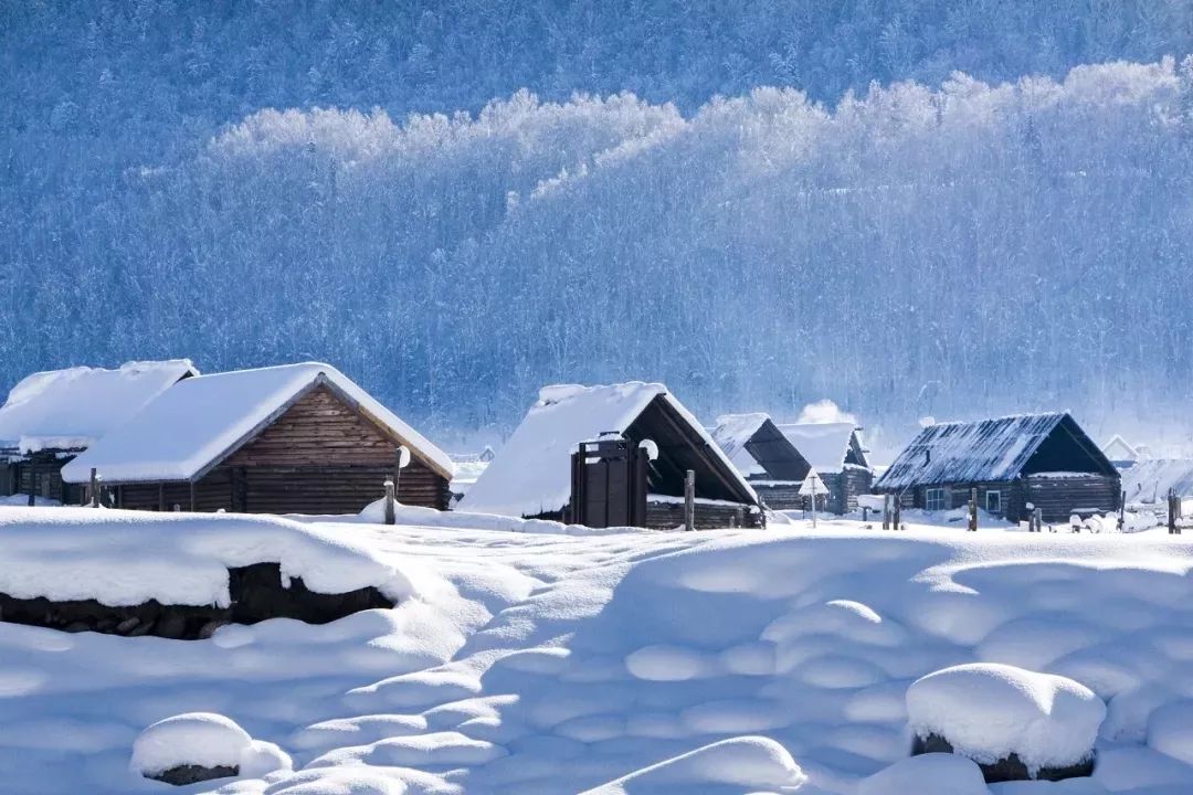 大雪飘飘朗读,大雪飘飘白皑皑