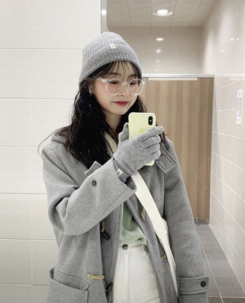 长款牛角扣大衣怎么搭配好看,冬季牛角扣大衣怎么搭配