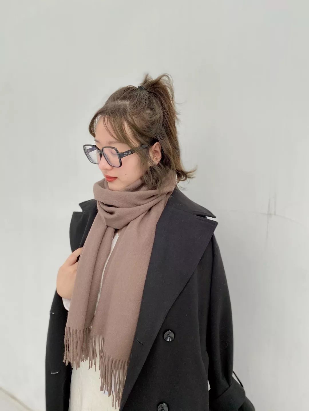 韩系暖冬降温围巾穿搭,时髦又百搭的保暖围巾显瘦减龄