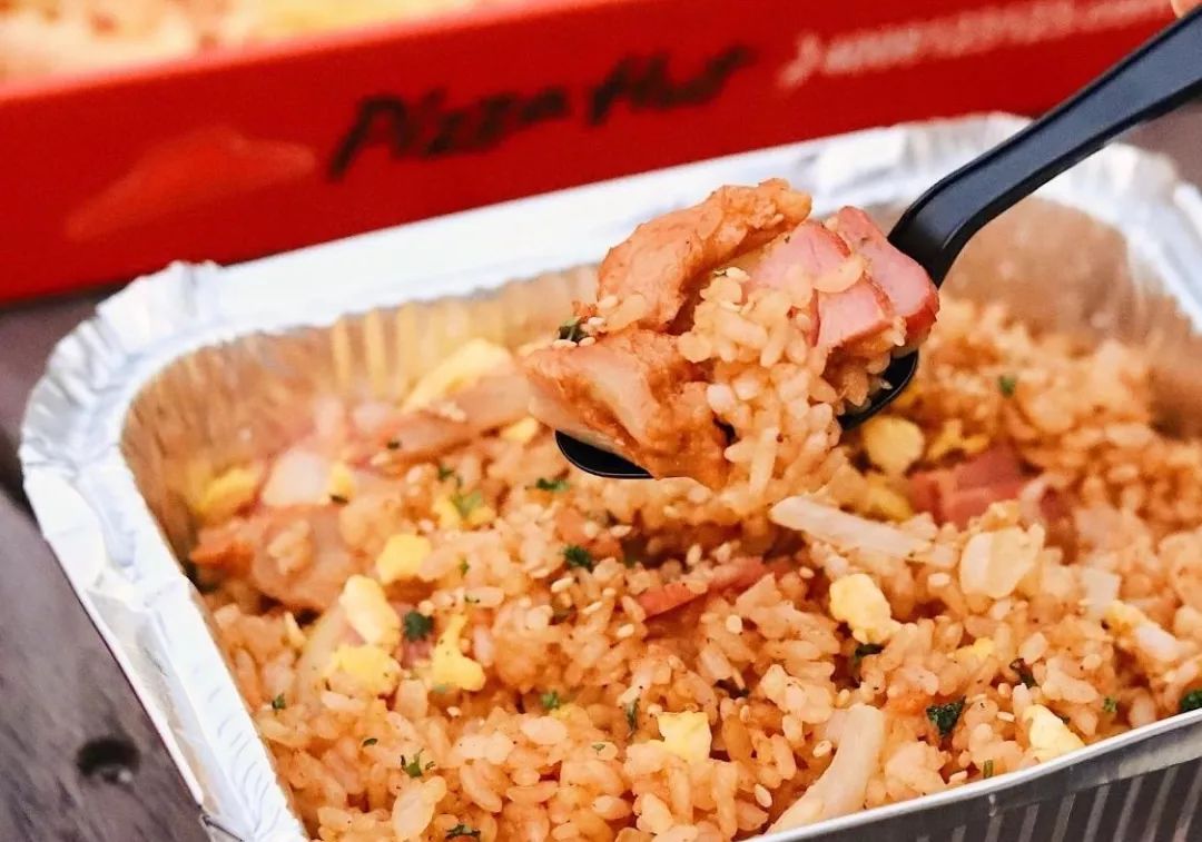 必胜客69元牛排披萨任选2份推荐,必胜客9.9披萨下单送烤翅蘑菇汤