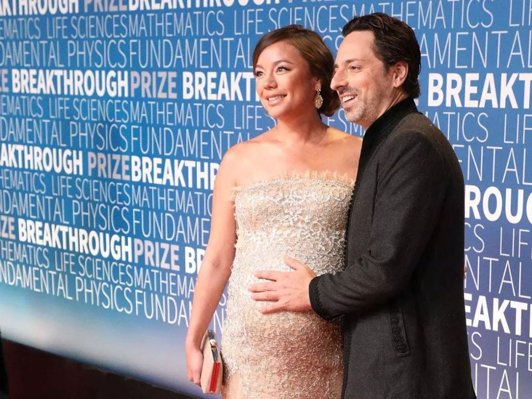 华裔女人嫁给美国富豪名人,谷歌老板华裔老婆和马斯克