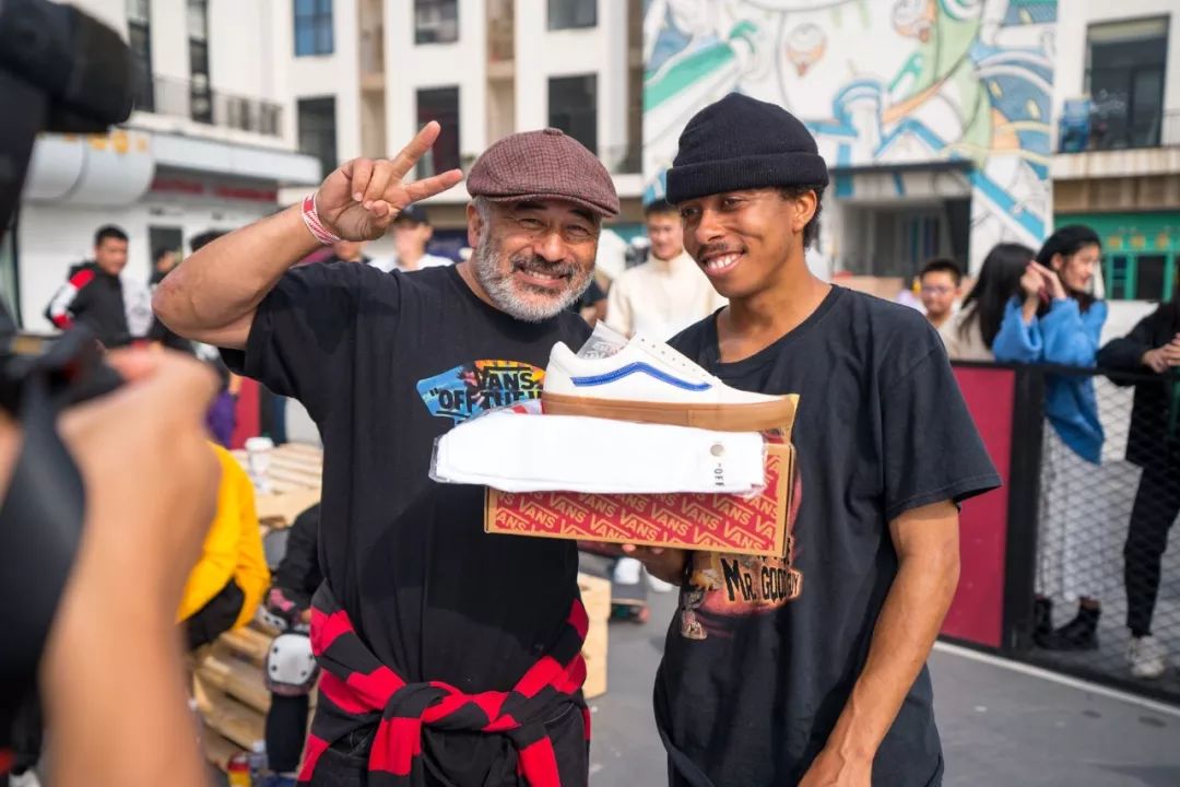 真·为滑板而生，传奇滑手SteveCaballero空降广州陪你重温与Vans经典的三十年