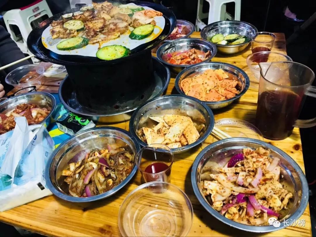 长沙最好吃的炭火烤肉,长沙地道湘派中式烤肉