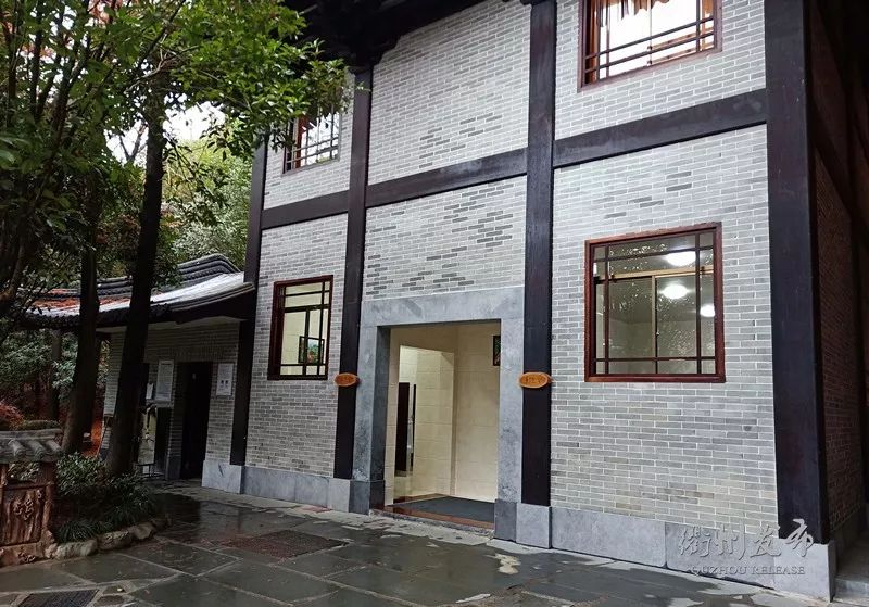 这一次，头条留给——衢州的56个厕所！