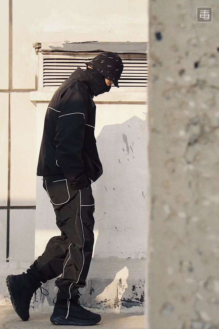 yeezy新款2023,yeezy首发哪一年