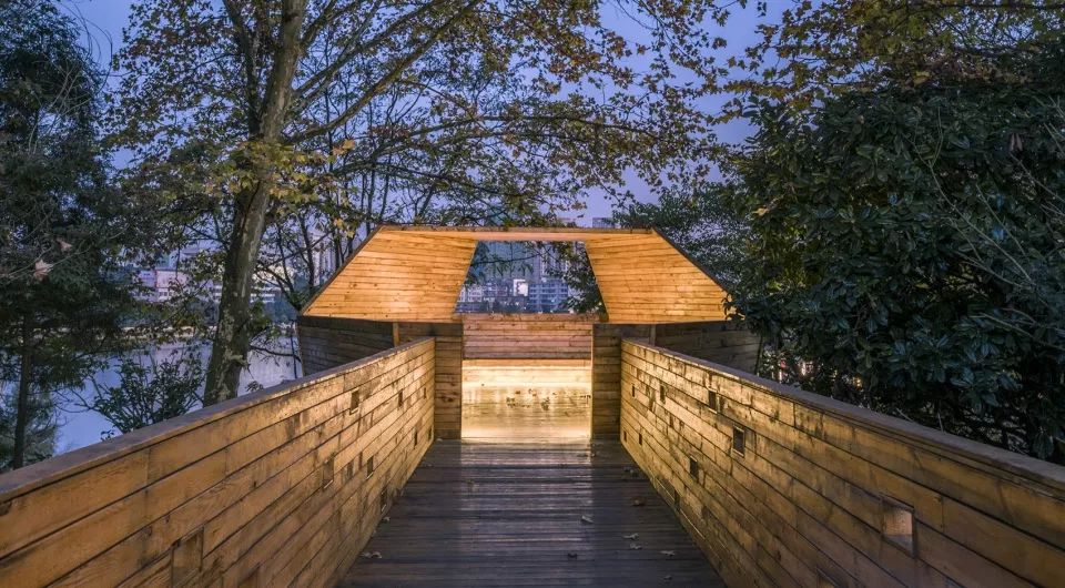 贵州安顺西秀区虹山湖市民公园,西秀区武当路虹山湖市民公园