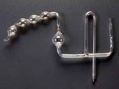 化学上那些奇怪的玻璃仪器,化学实验室玻璃仪器