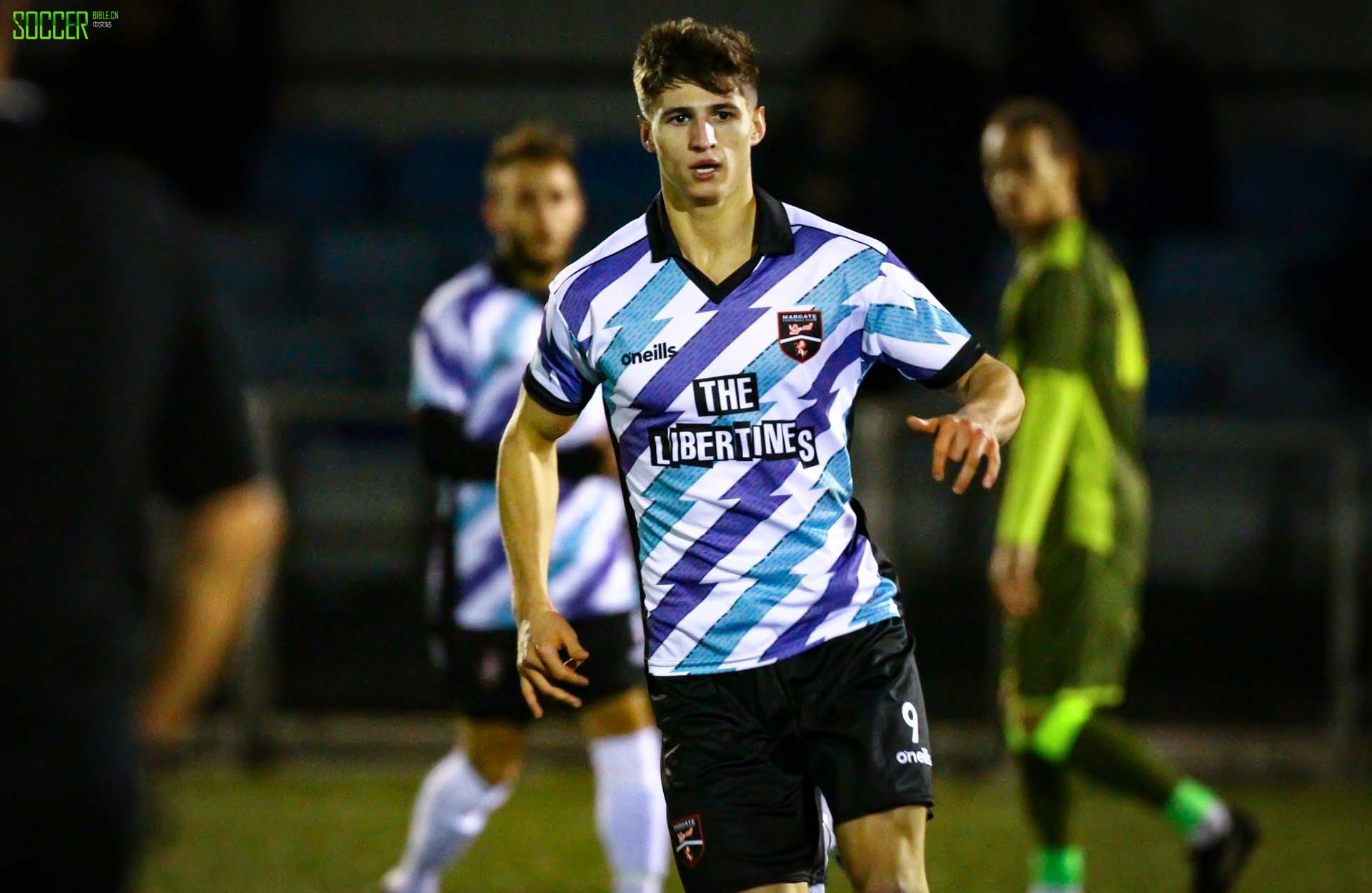 马格特”LibertinesHistory”19/20第三球衣亮相