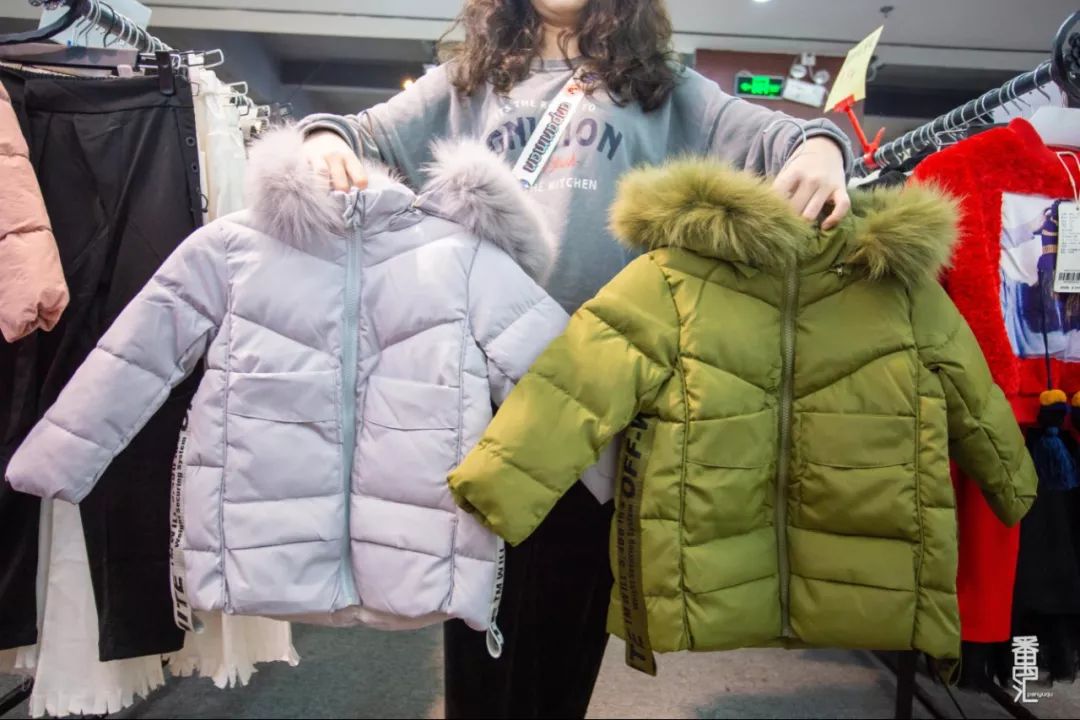 仅6天！南村服装厂特卖会开抢，卫衣100元3件！羽绒买一送一