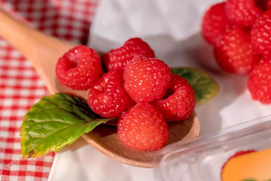 春节的C位水果帮你挑好了，颜美心甜等你来撩