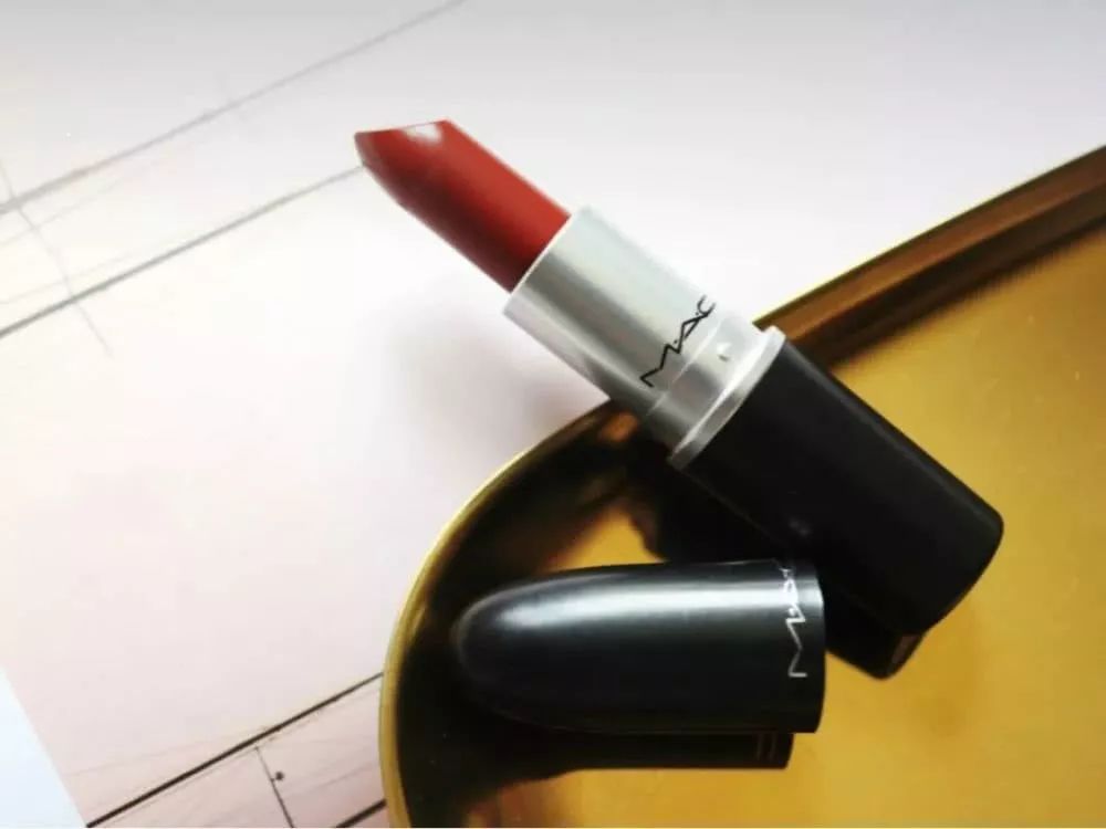 MAC疯了吧!神仙色号口红一支只要80元,钱包根本捂不住啊