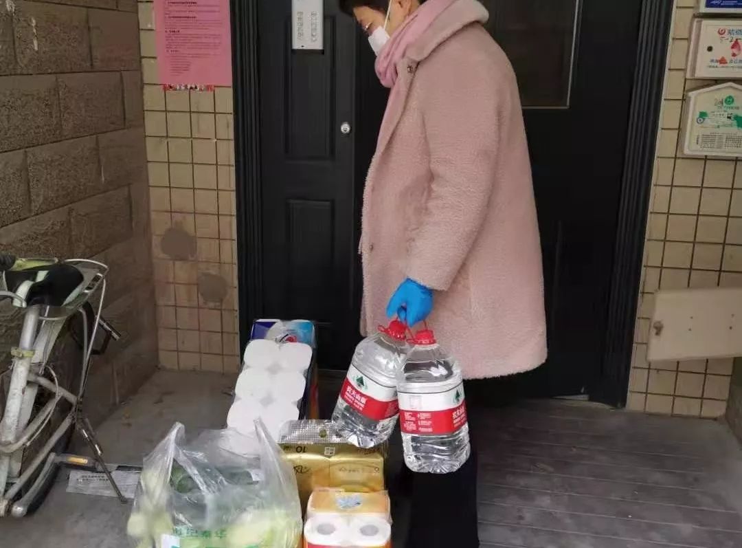 刚刚！湖北来潍在家隔离的他，意外收到一个小猪佩奇