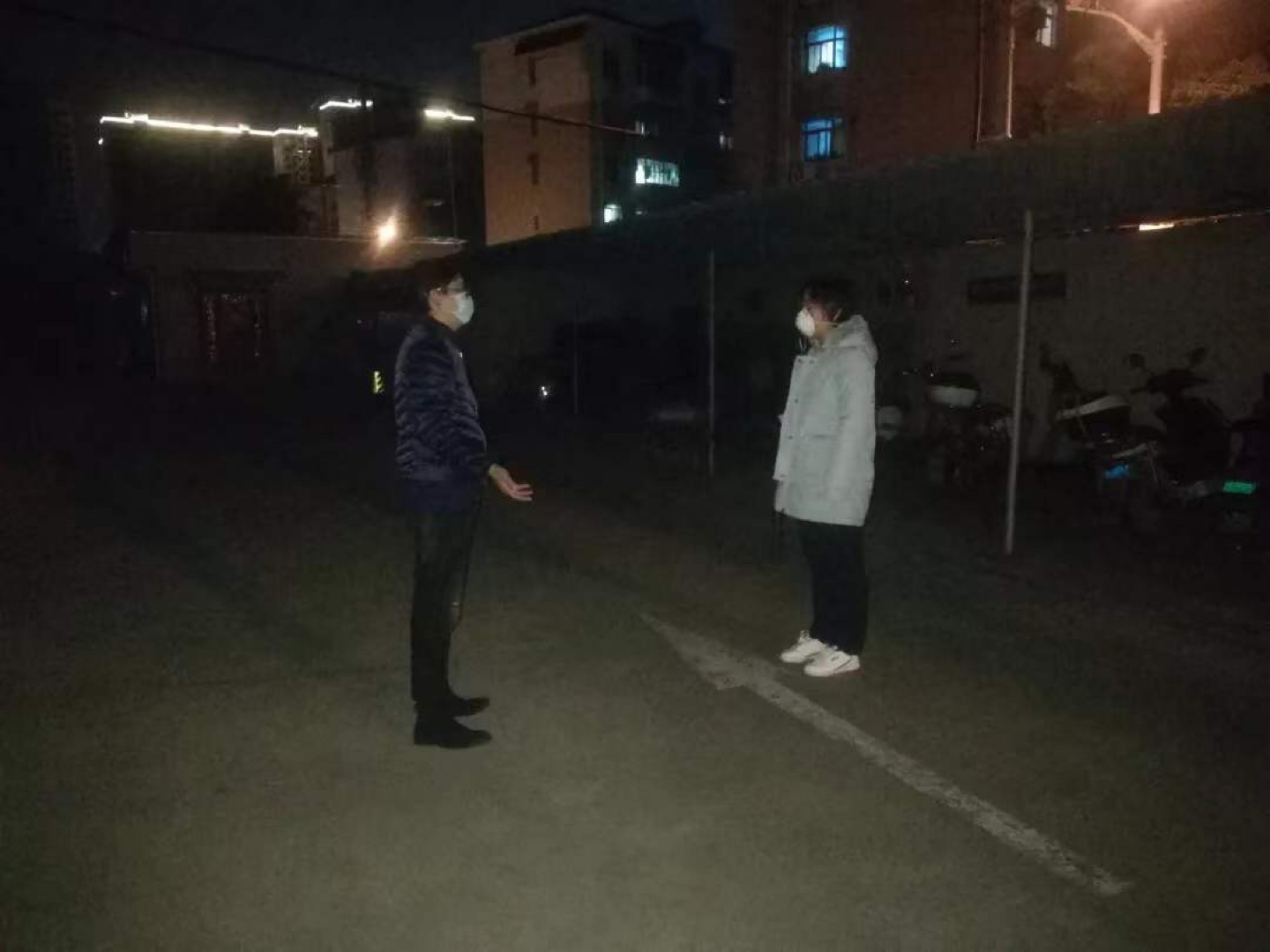 “感谢上海人民收留我!”湖北妹子多日漂泊求隔离,盈浦街道连夜排查速接收