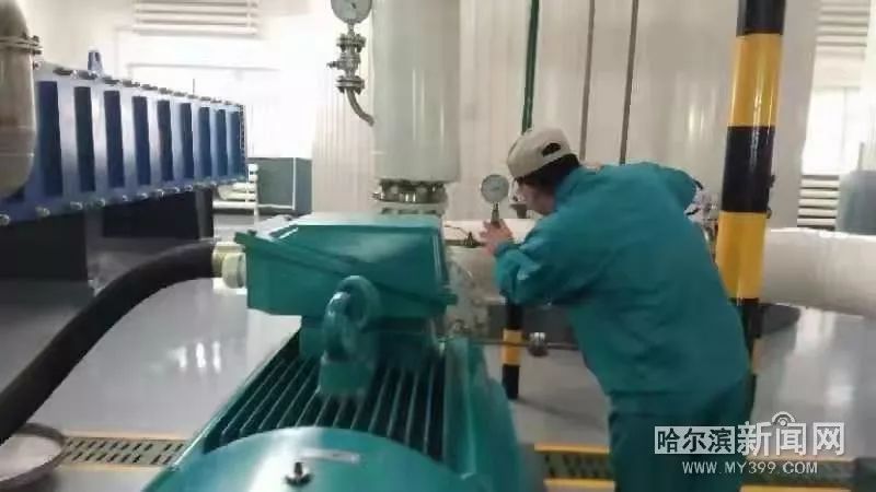 酒精来了！50万瓶医用酒精顺利下线供应一线｜大批量马上投放市场，很快都能买到