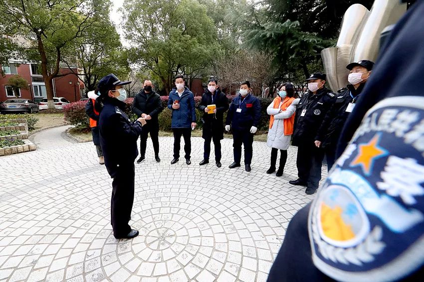 骞冲畨涓婃捣,鎺ㄨ繘骞冲畨涓婃捣