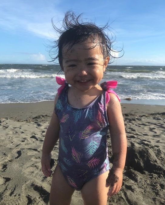 日本一年轻妈妈每天狂晒女儿“丑照”，看到第1张就笑炸了！是亲妈吗哈哈哈…