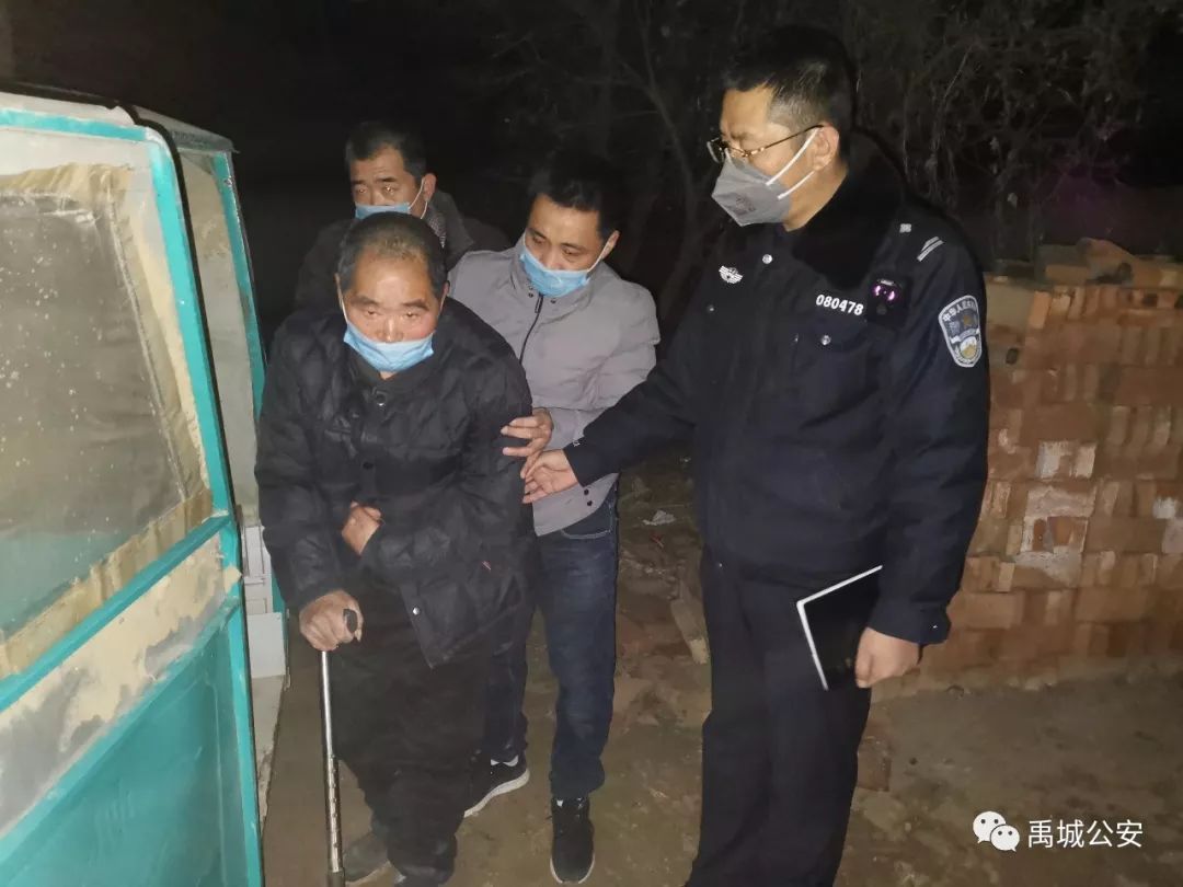 代购奶粉，让口罩，提供房车……看德州警民的有爱互动