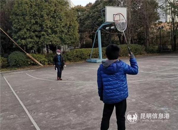 记者探访隔离病人心得,采访抗疫后方留守医护人员