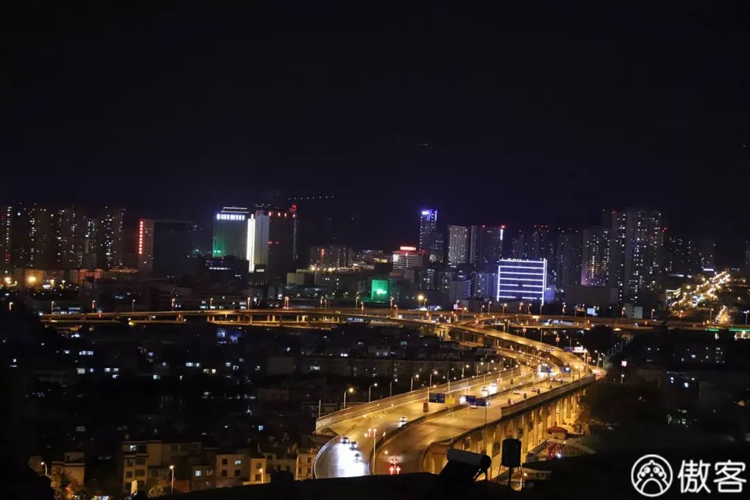 大型做饭翻车现场,做饭翻车不知烧了多久