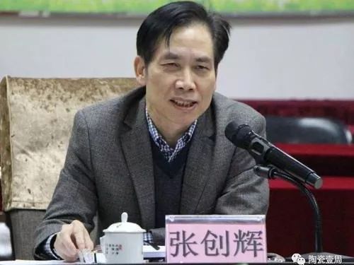 武汉我们与你同在伴奏完整版,武汉我们与你同在完整版