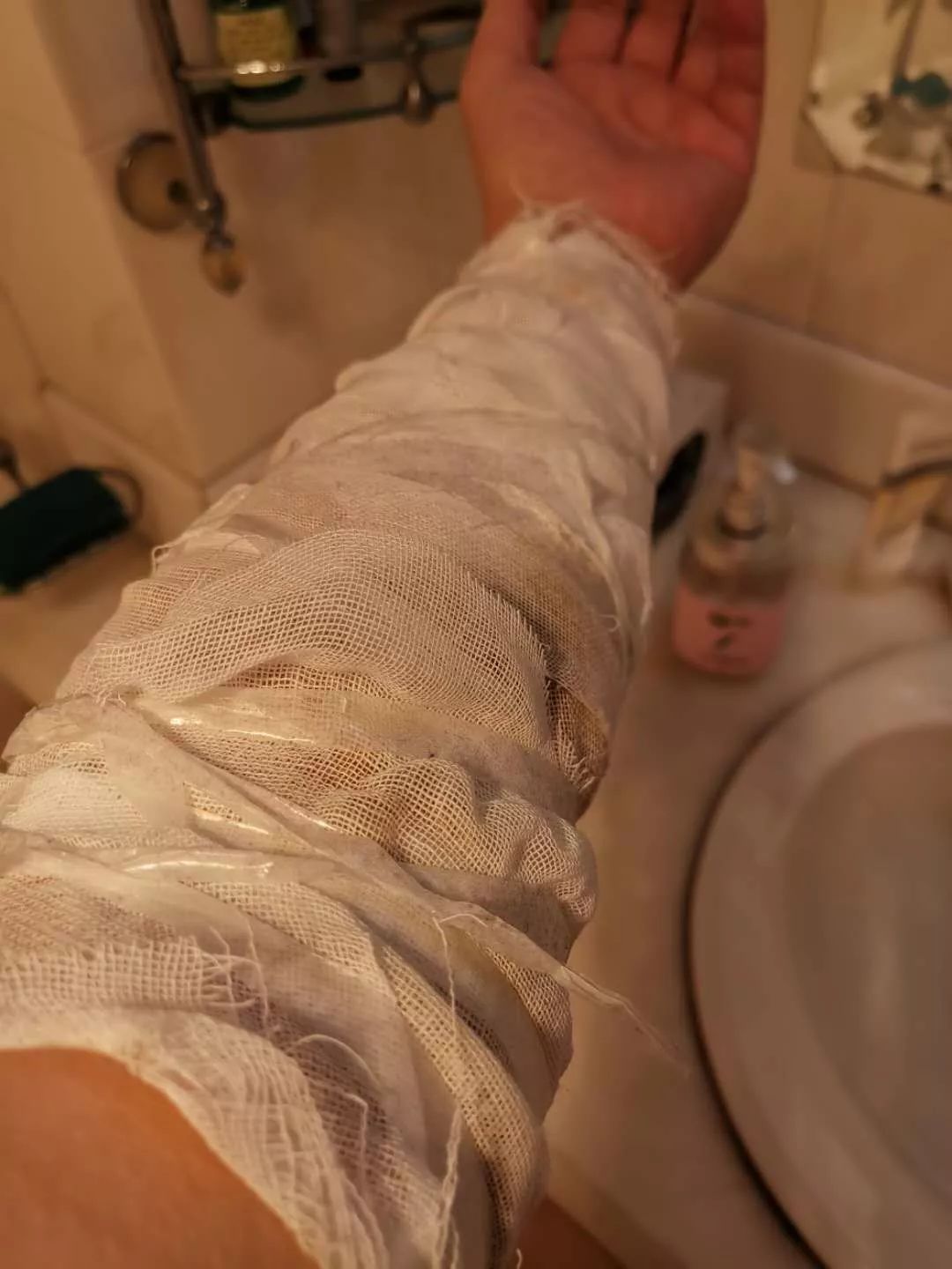 只有打赢这场战疫，我才安心团圆！台州公安交警李彬忍受病痛坚守一线