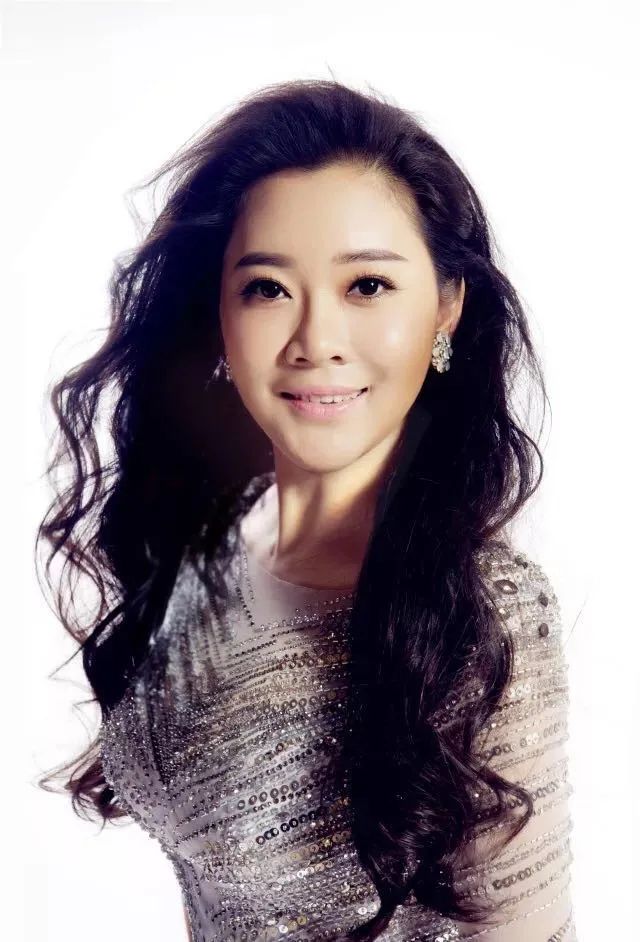 「原创·红雨访谈」（精编版）金声莹绕——访吉林籍青年女高音歌唱家尉金莹