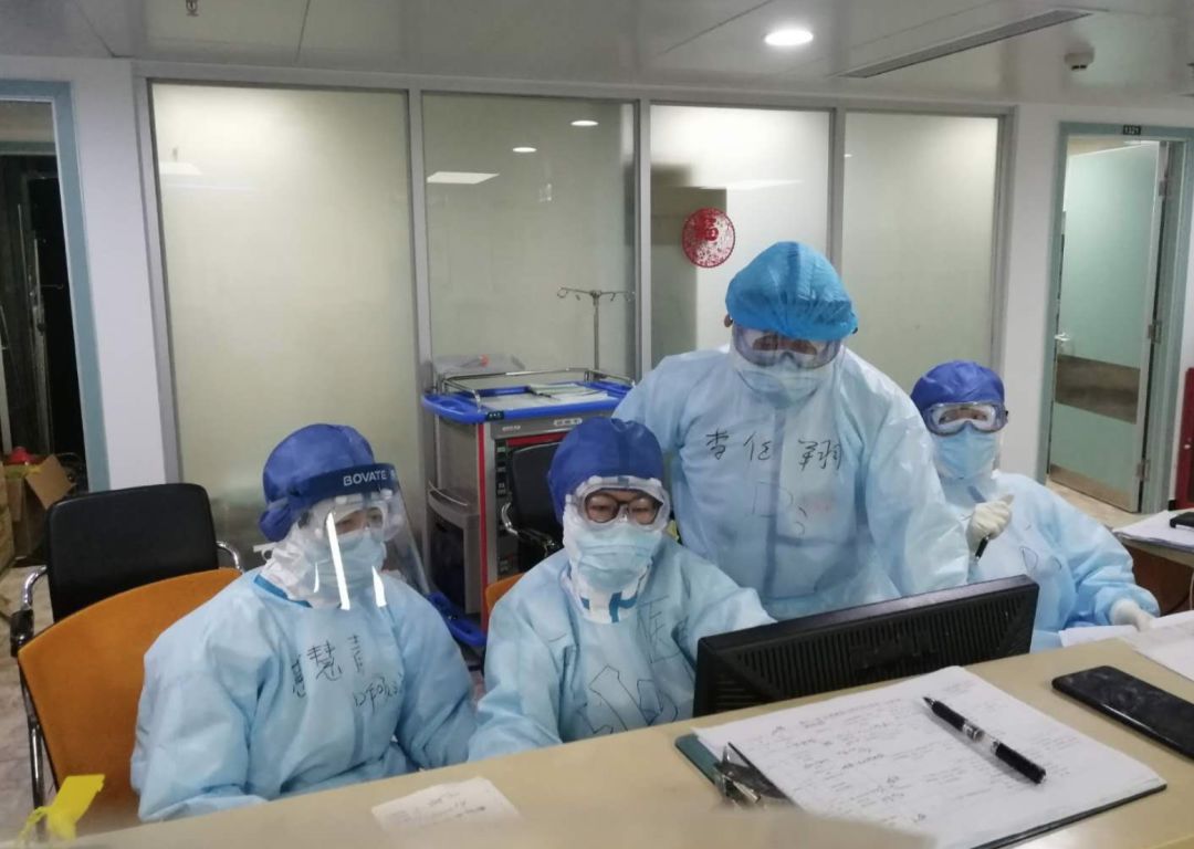 不是护士不是医生能在医院工作吗,不是护士也不是医生