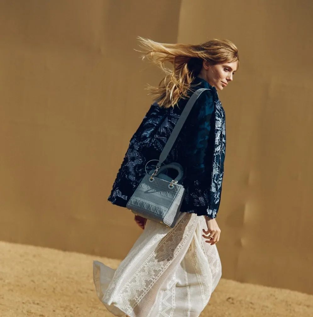 每一个单品都是简单的基础款,这件单品玩转所有秋季穿搭