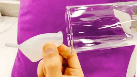 比棉条还好用的姨妈神器:如何把一个杯子放进身体?