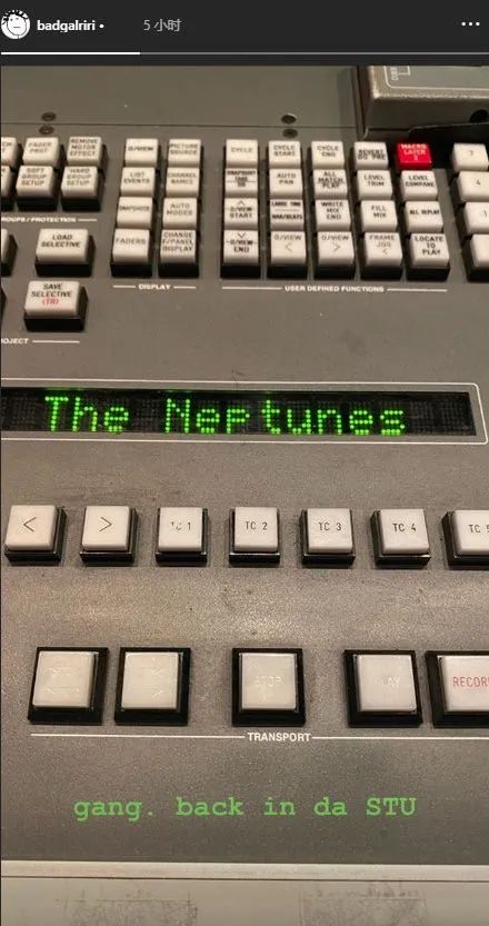 泡菲律宾火辣女孩、上身菲律宾牌子RHUDE是每一个潮人的幻想吧?