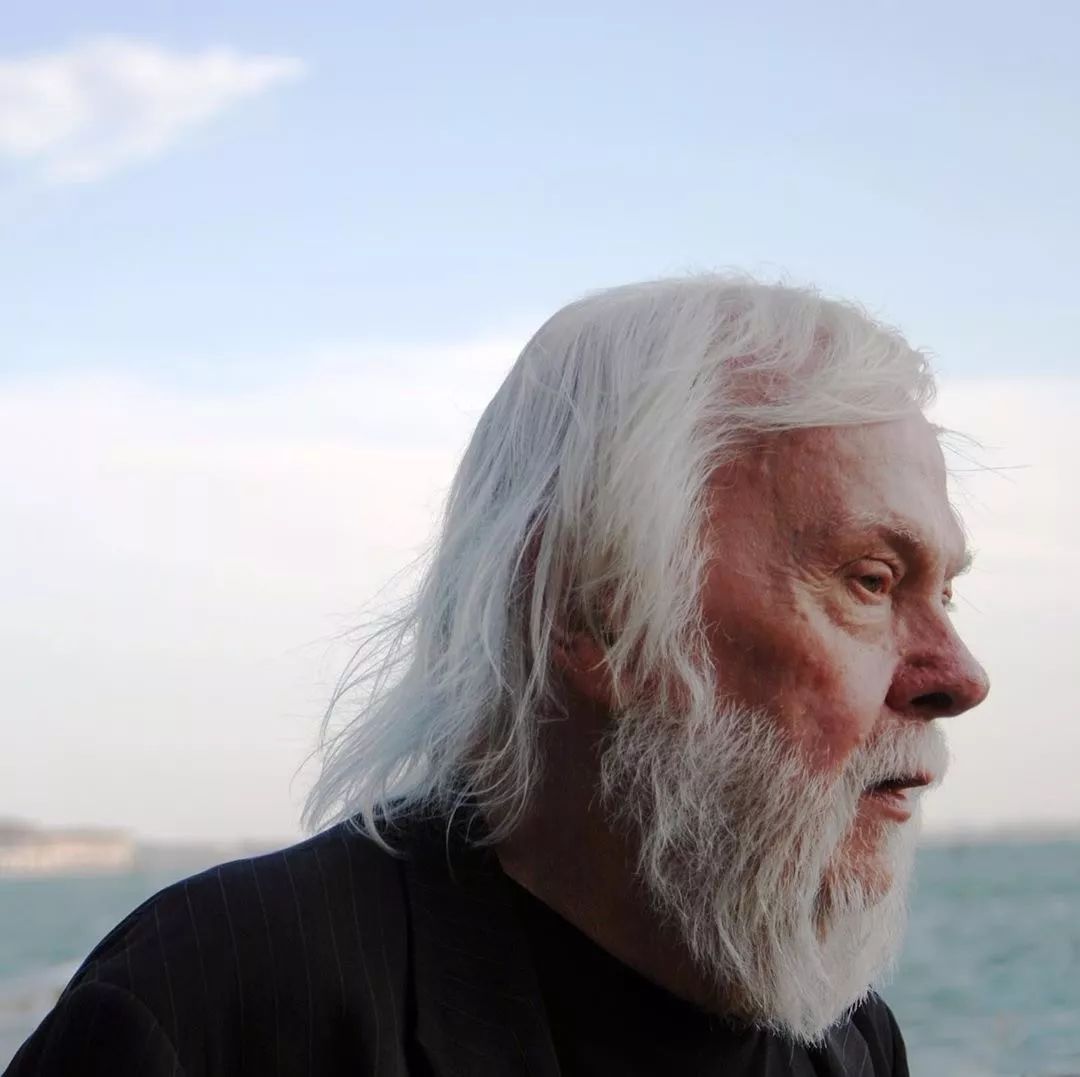 virgil设计了哪些作品,virgil生前设计的鞋