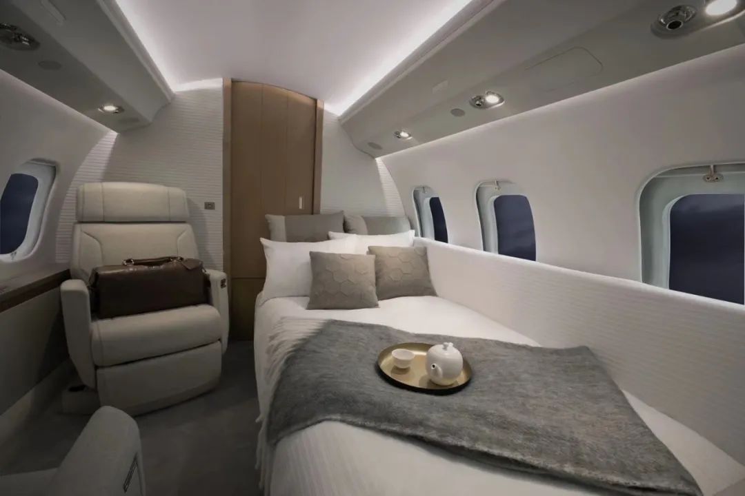 现在包一架飞机居然可以跟订机票一样简单