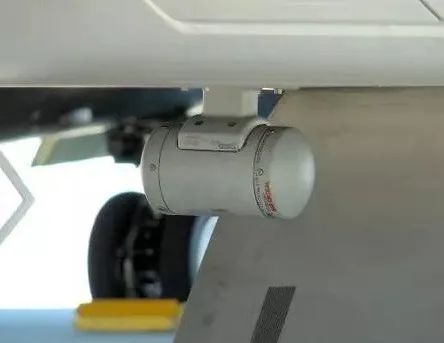 龙勃天线,龙勃透镜天线工作原理