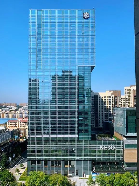 继安缦、嘉佩乐后,瑰丽全新品牌KHOS™终于正式上线