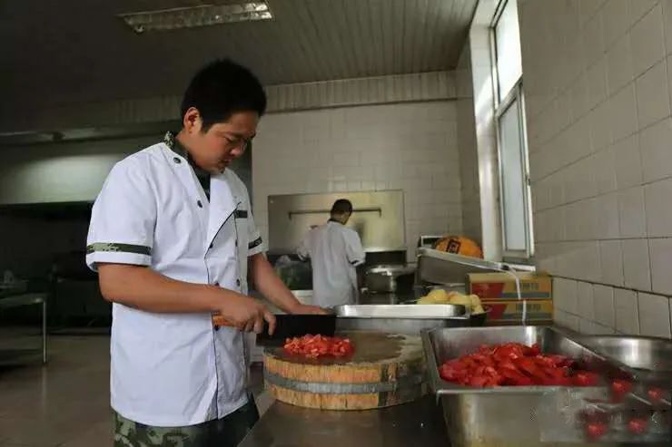 细数兵哥八大“坏毛病”