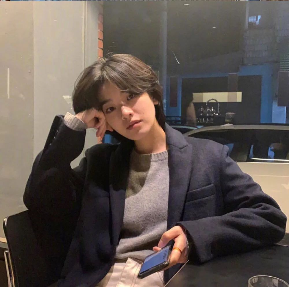 短发胖女孩穿衣搭配,短发穿衣搭配女冬季