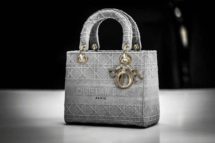 lv鍙ｇ僵鍜宒ior,lv鍜宒ior鍙ｇ僵