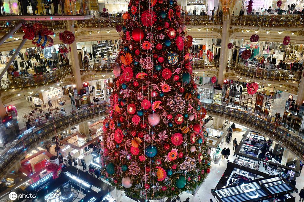 买gucci的年轻人,卖掉gucci